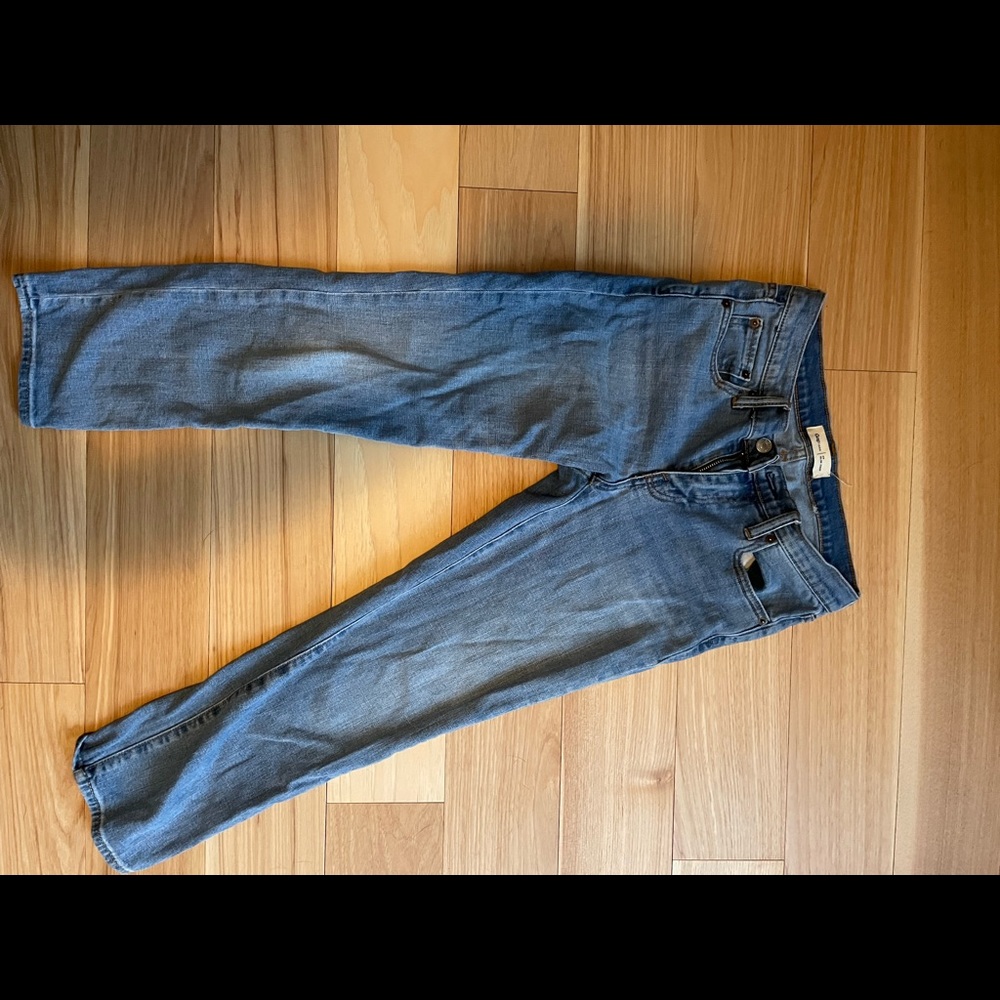 Gap Slim Crop
